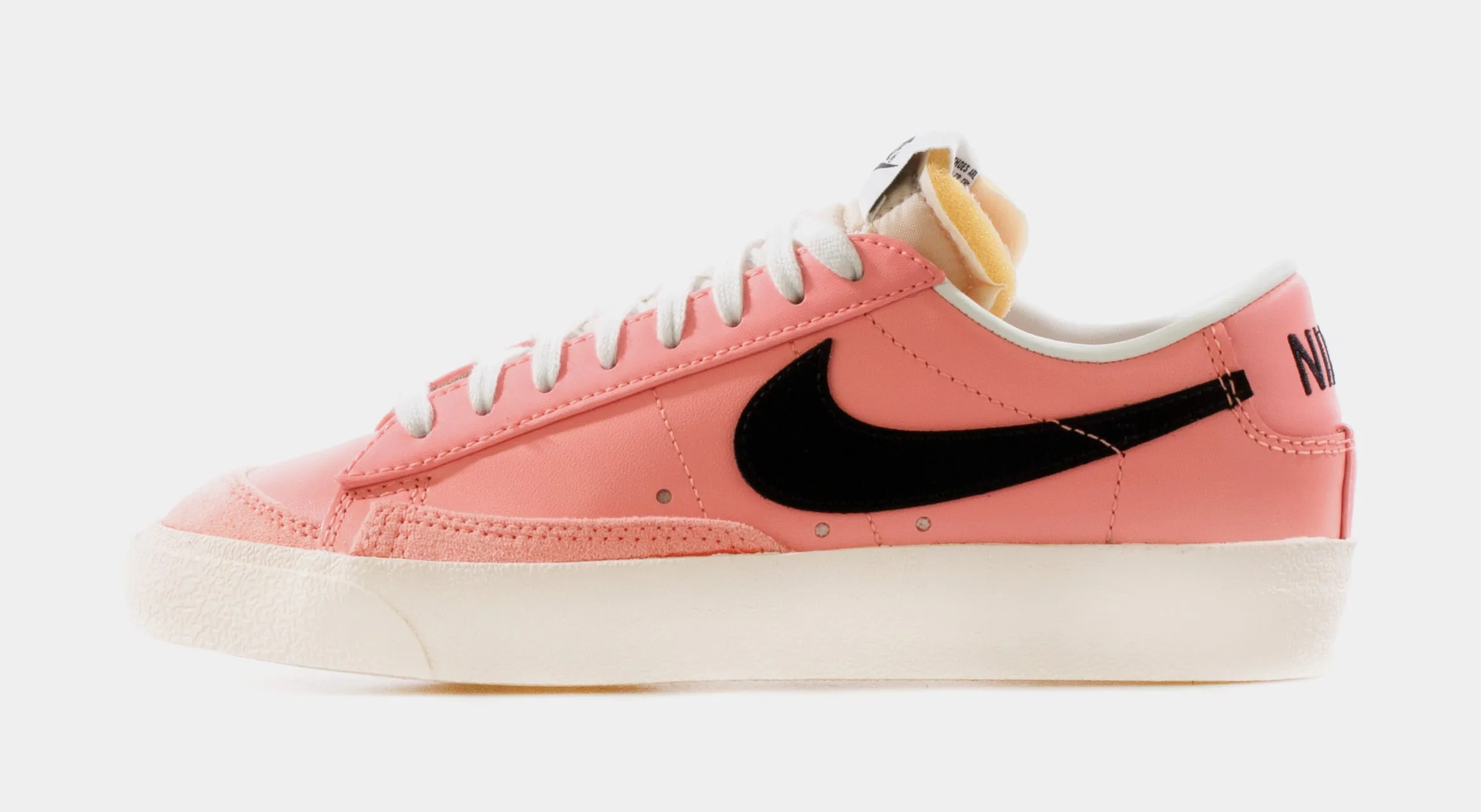 Blazer Lo 77 Womens Lifestyle (Pink/Black)